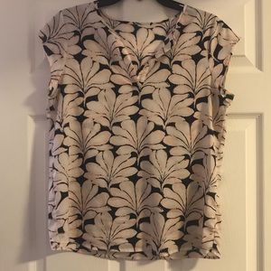 Short Sleeved Blouse - Small